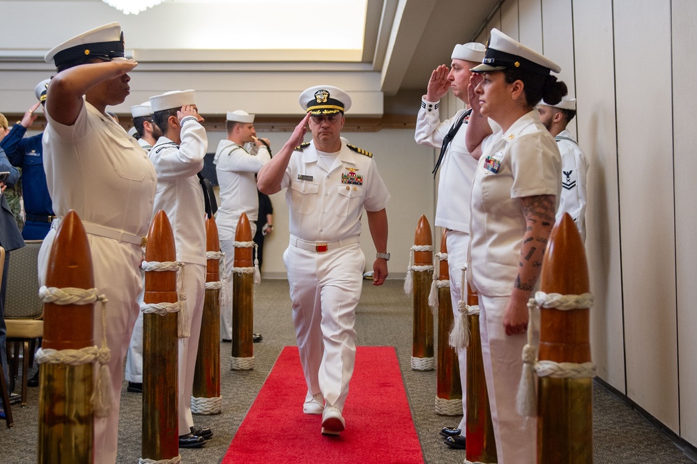 Capt. Sherman Assumes Command of CNRNW