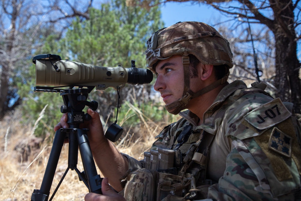 2-12 Infantry Regiment conducts air assault mission to support southern border mission