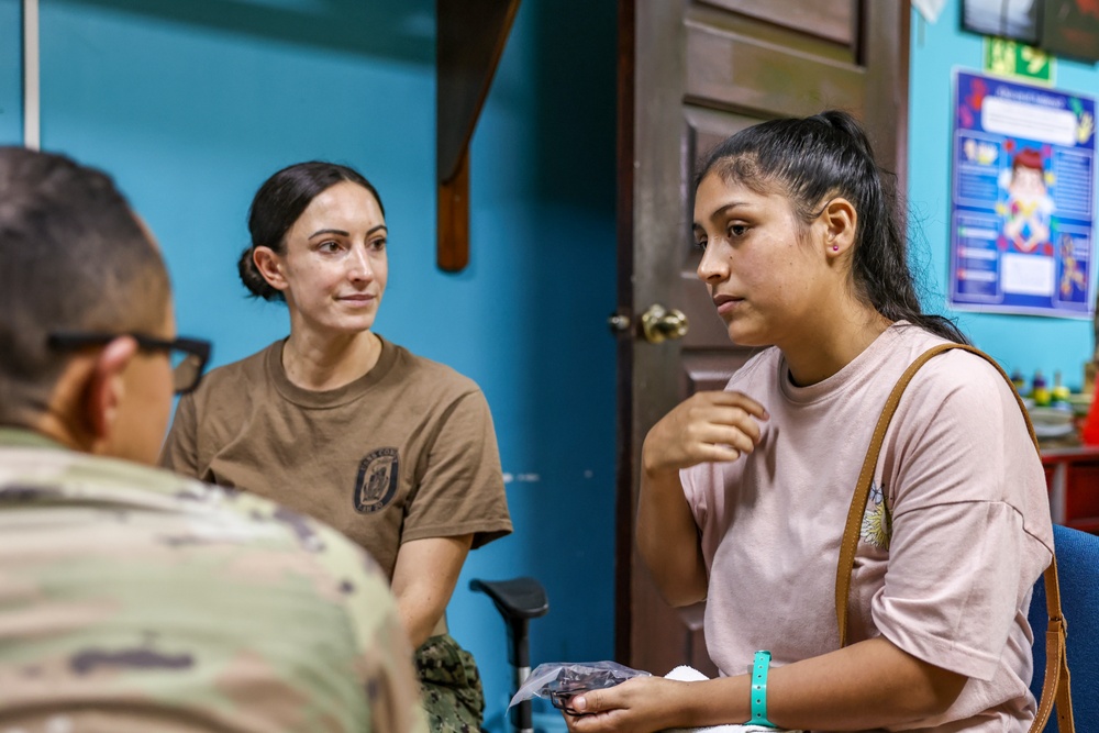 USNS Comfort hospital ship supports local health clinic