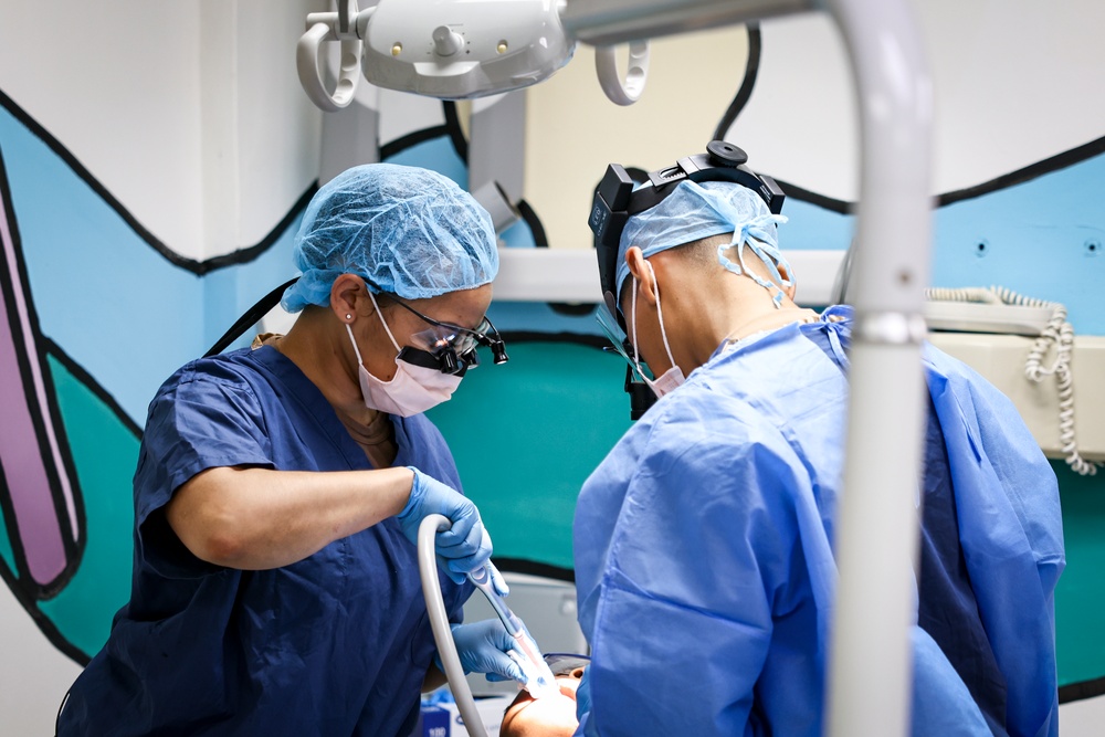 USNS Comfort hospital ship supports local health clinic