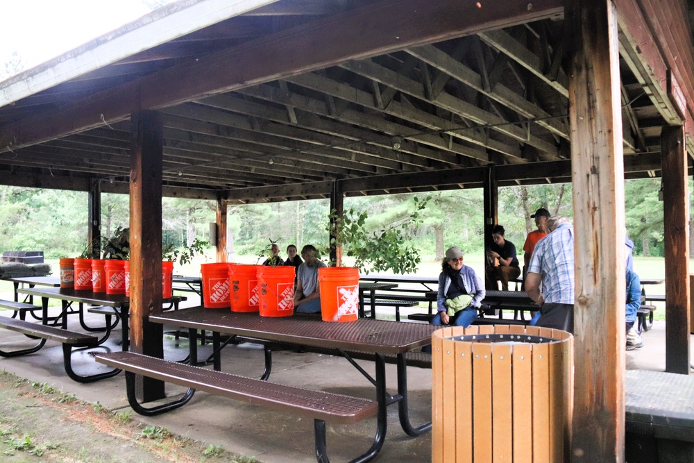 Fort McCoy Field Day: Invasive species working group holds 2025 event at installation