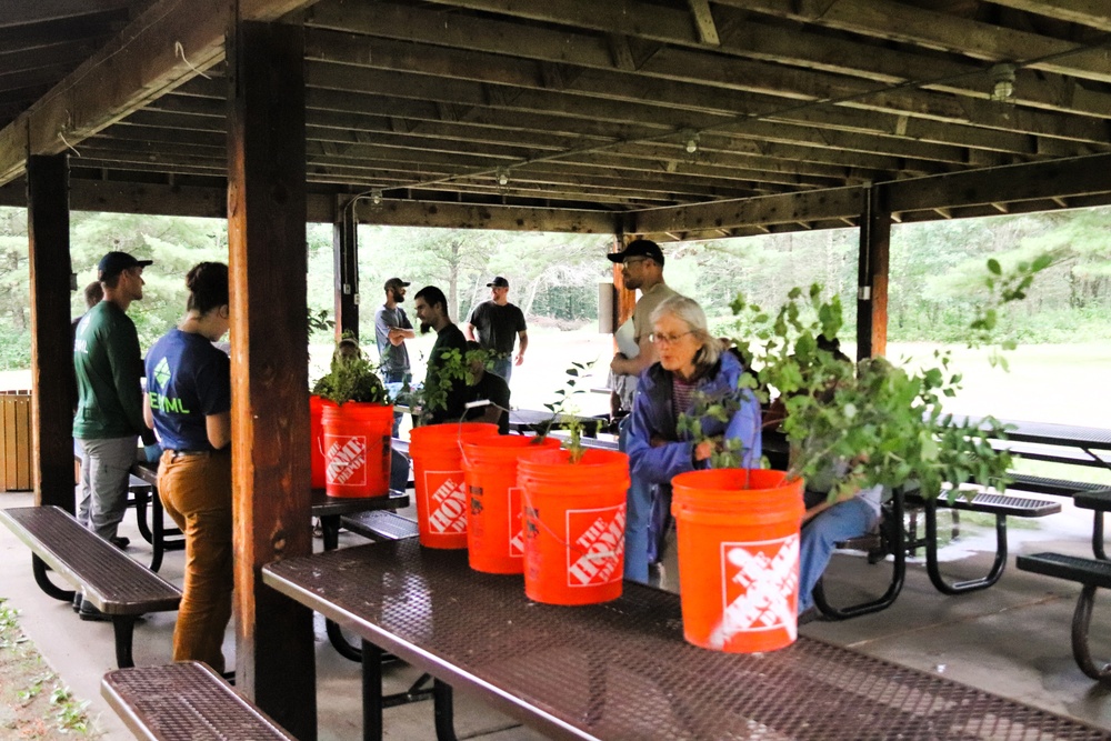 Fort McCoy Field Day: Invasive species working group holds 2025 event at installation