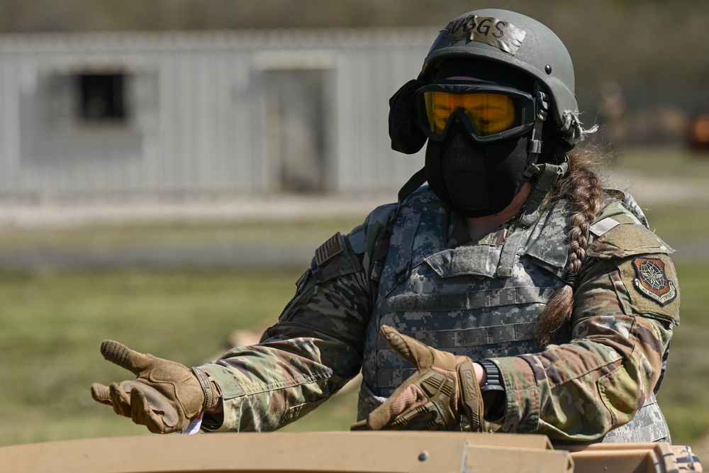 SEL summit cultivates leadership, tests teamwork in challenging battlefield environment