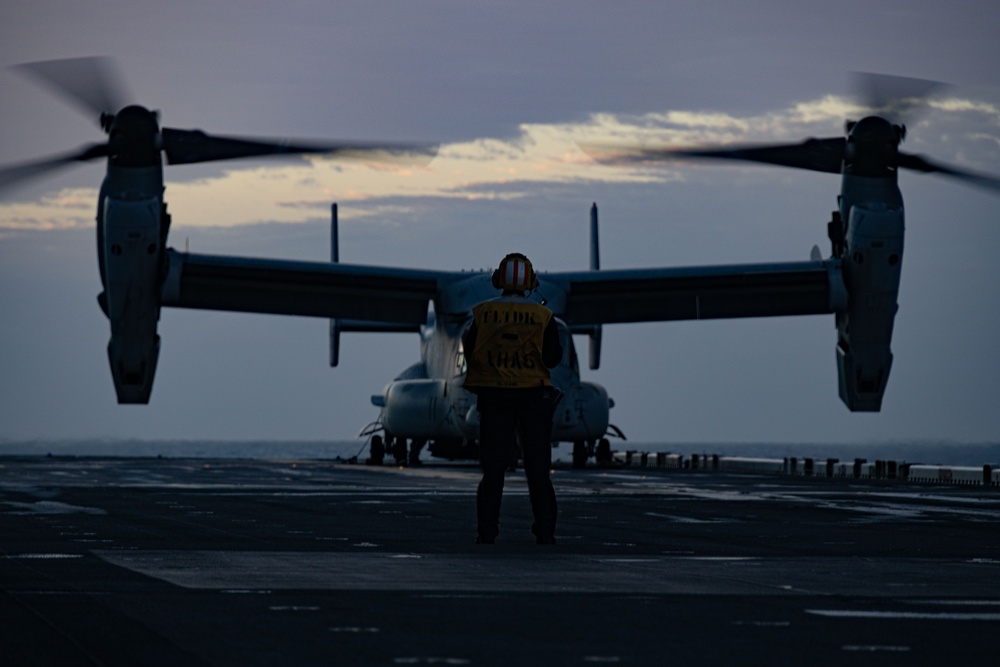 31st MEU | VMM 265 (Rein.) conducts flight operations