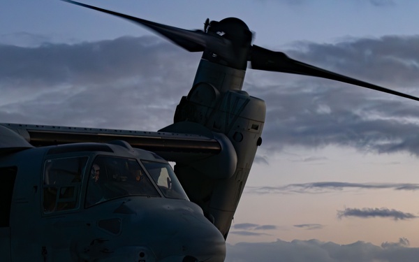 31st MEU | VMM 265 (Rein.) conducts flight operations
