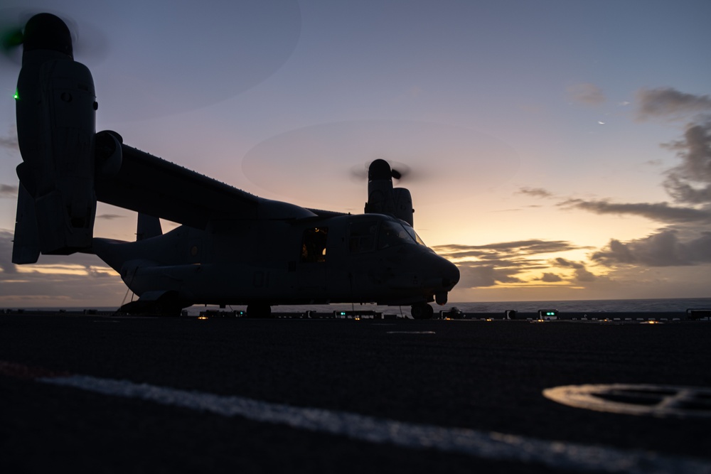 31st MEU | VMM 265 (Rein.) conducts flight operations