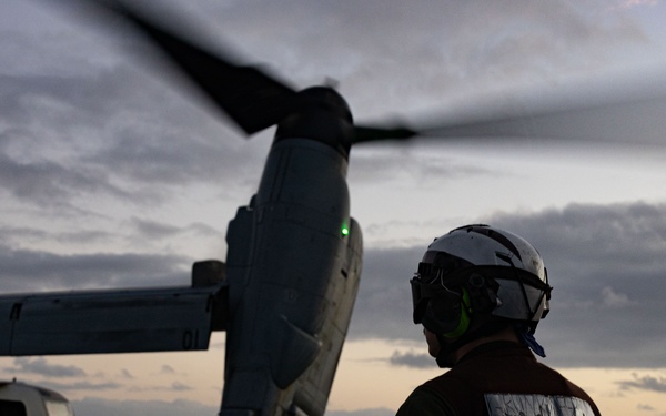 31st MEU | VMM 265 (Rein.) conducts flight operations