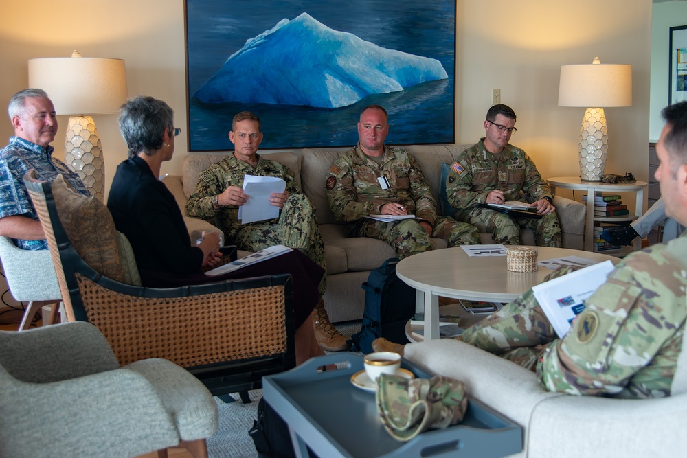 Joint Task Force-Micronesia visits RMI