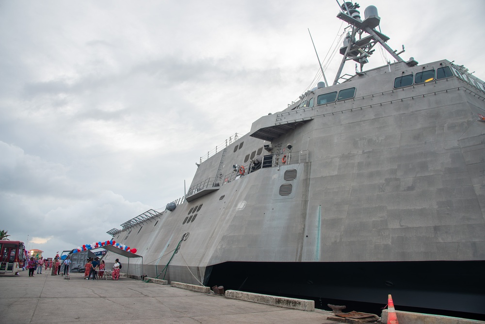 U.S. Embassy Majuro celebrates Bo’July