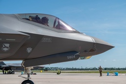 325th Fighter Wing leads the way during Red Flag-Alaska 25-3