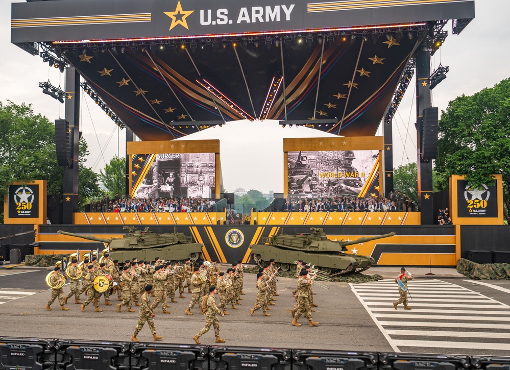 Army’s 250th Birthday Parade Pass in Review