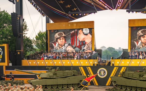 Army’s 250th Birthday Parade Pass in Review