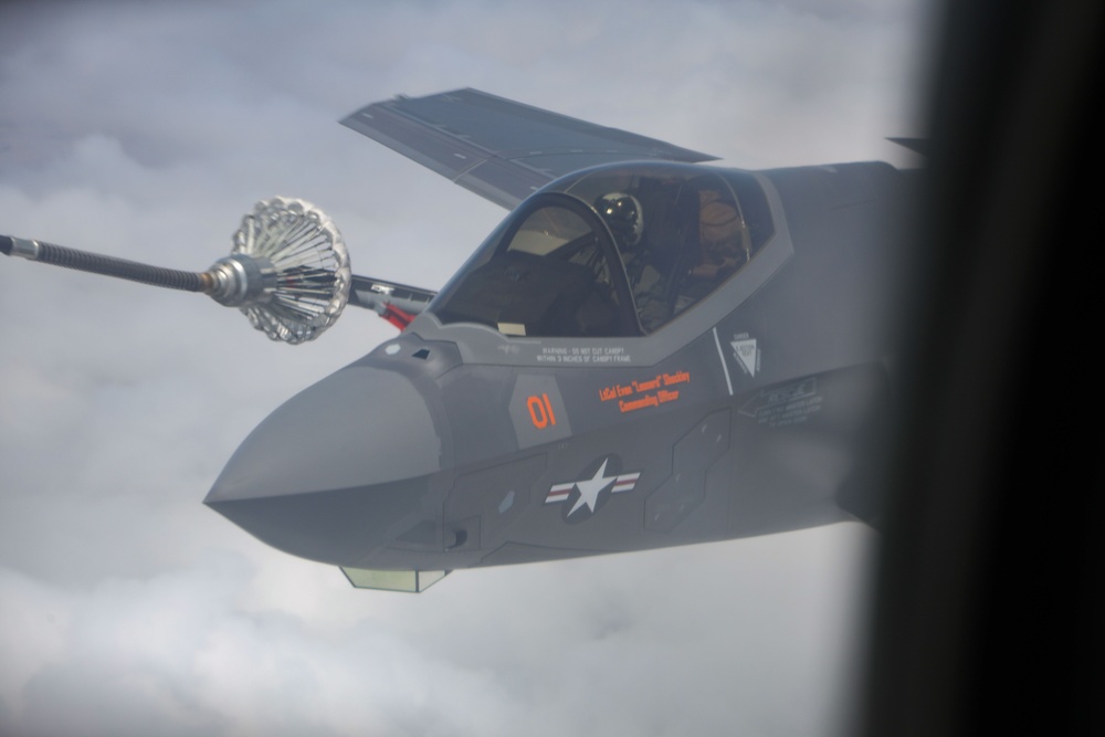 VMGR-153 trains in Idaho