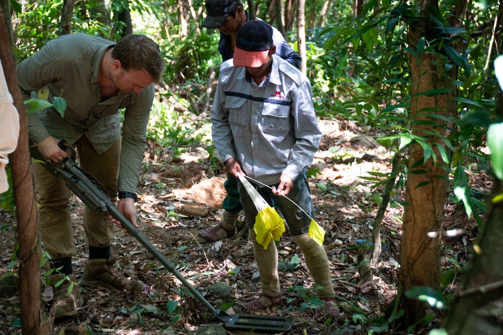 Pre-deployment site survey to Vietnam 25-3VN
