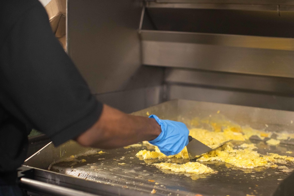 George Washington Sailors Cook Breakfast