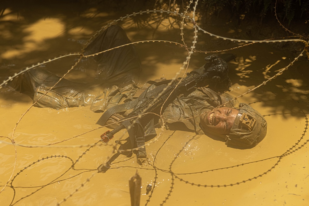 U.S. Marines with CLR-37 Conduct Basic Jungle Skills Course