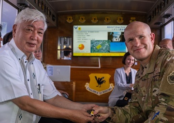 Defense Minister of Japan visits Kadena