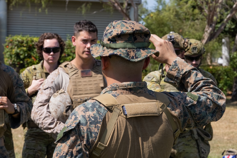 MRF-D 25.3: Sailors, Marines, Australian Army Medics conduct TCCC Training