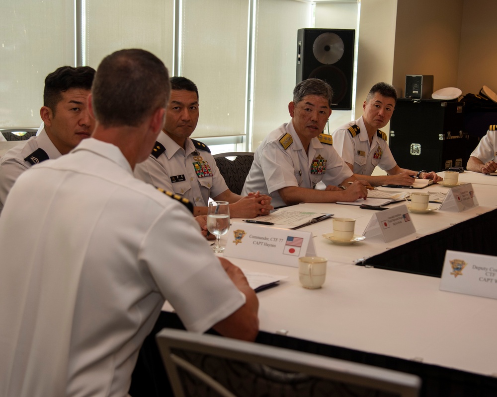 U.S. 7th Fleet Task Force Commanders meet with JSDF ARDB and Amphibious and Mine Warfare Force Commanders