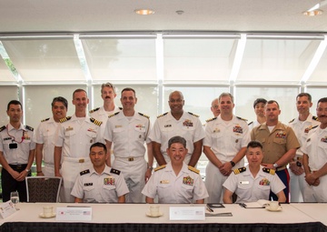 U.S. 7th Fleet Task Force Commanders meet with JSDF ARDB and Amphibious and Mine Warfare Force Commanders