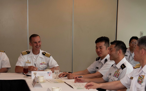 U.S. 7th Fleet Task Force Commanders meet with JSDF ARDB and Amphibious and Mine Warfare Force Commanders