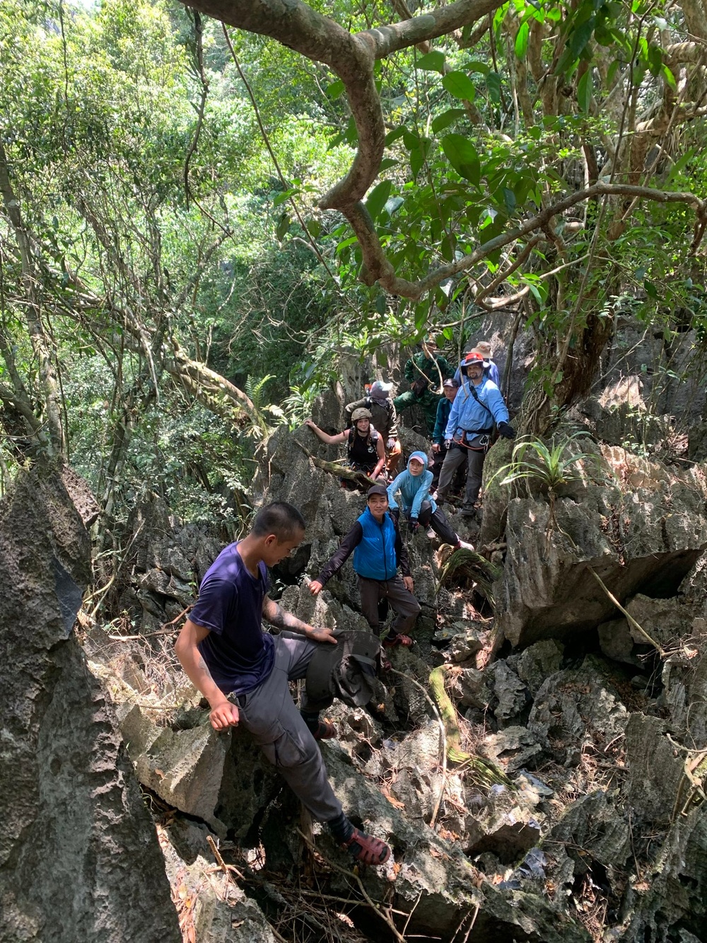 Pre-deployment site survey to Vietnam 25-3VN