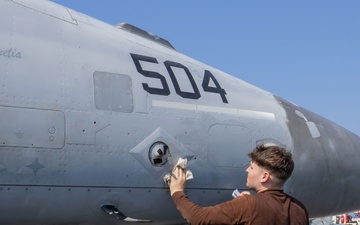 Daily Operations Aboard USS George H.W. Bush (CVN 77)