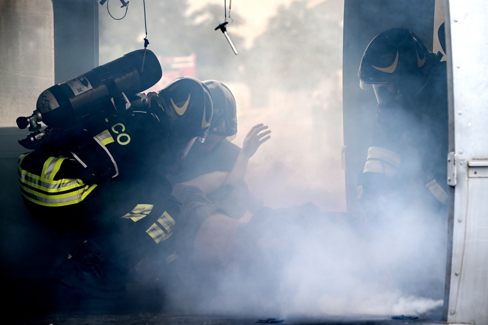 U.S. and Italian air forces conduct MARE with local first responders