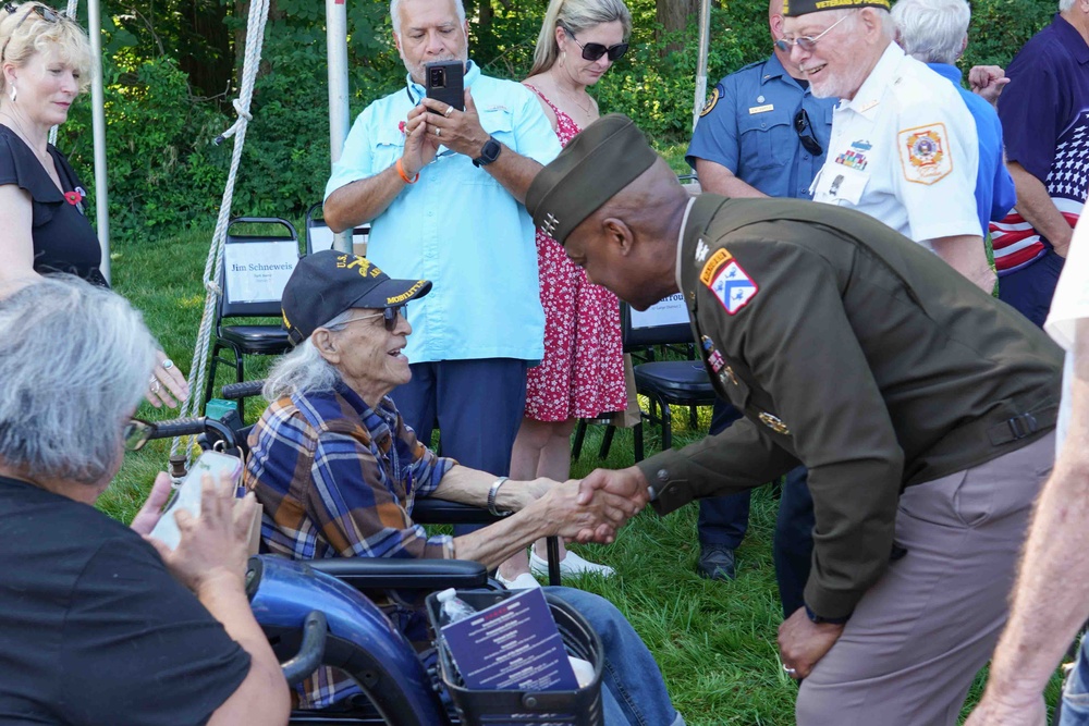 Lt. Gen. Beagle Attends Korean-Vietnam Memorial Rededication Ceremony Lt. Gen. Beagle Attends Korean-Vietnam Memorial Rededication Ceremony