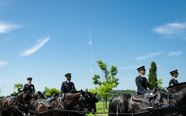 Full Military Funeral Honors with Escort are Conducted for U.S. Air Force Lt. Col. Donald Downing in Section 75