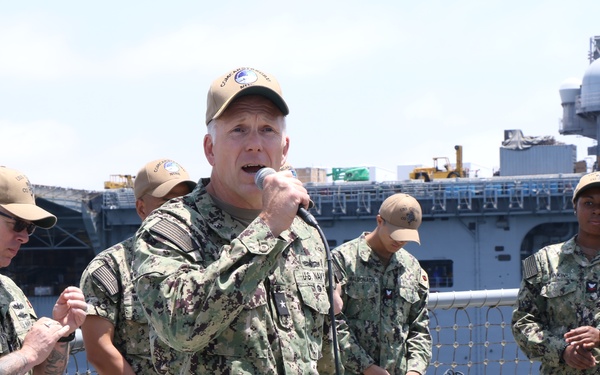 CSG 9 Visits USS Chosin
