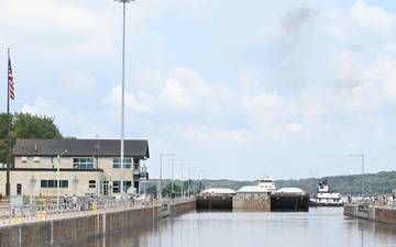 Corps of Engineers hosts Lock and Dam 2 open house