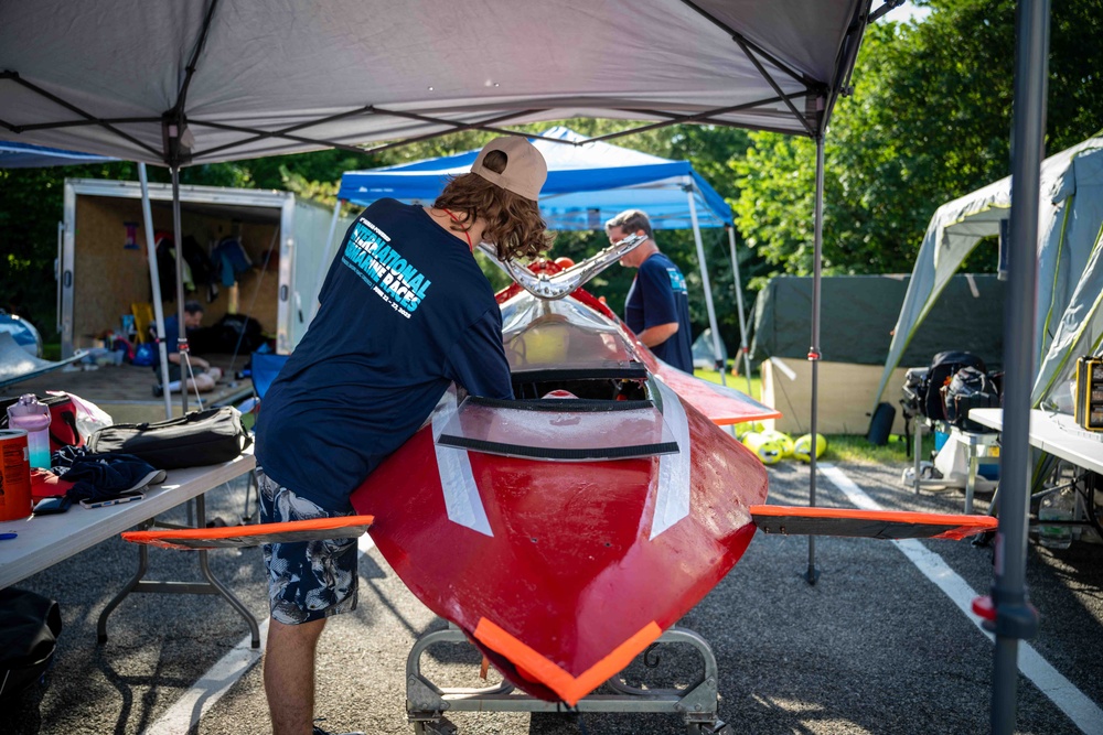 Annapolis Family Team Returns and Makes Waves at International Submarine Races
