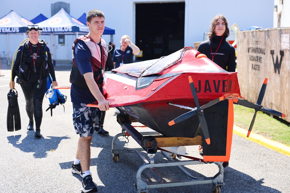 Annapolis Family Team Returns and Makes Waves at International Submarine Races