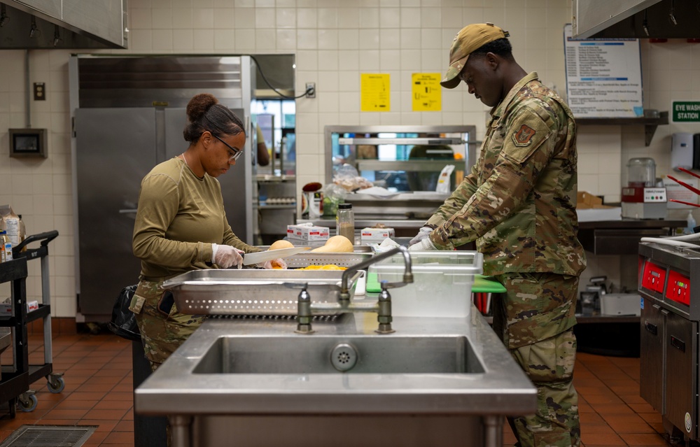 628th FSS Dining Facility Feeds 3,000 during “Mega” UTA Weekend