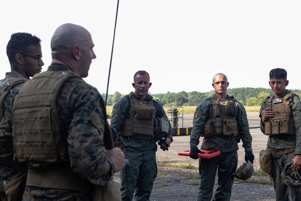 U.S. Marines with MWSS-273 and VMM-162 refuel MV-22B Ospreys at Wallops Island