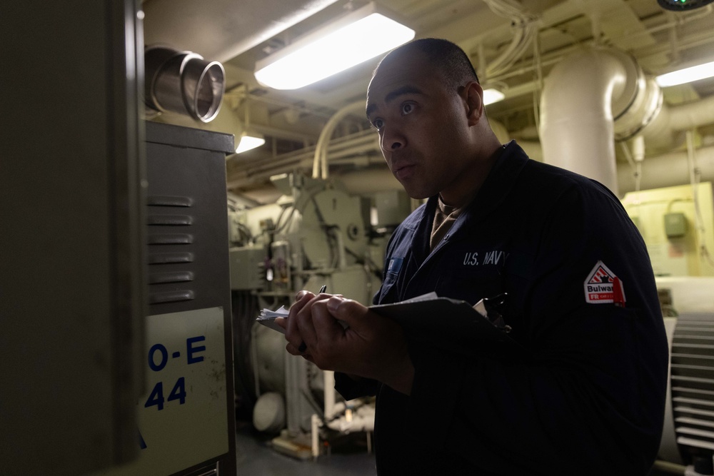 USS Gerald R. Ford (CVN 78) Sailors Stand Watch