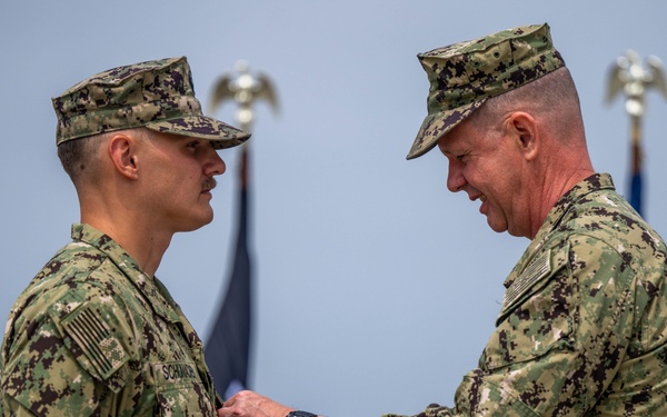 NSW LOGSU-1 Sailor Receives Navy and Marine Corps Medal for Heroism