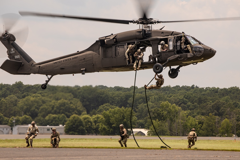 North Carolina National Guard Conducts Insertion Week with Special Forces