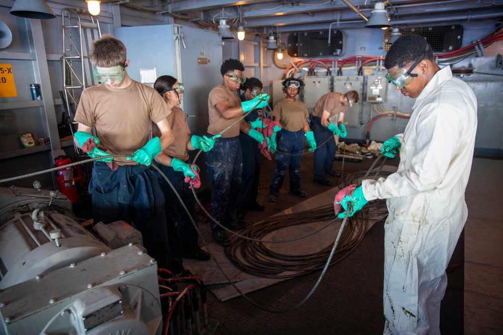 USS Gerald R. Ford (CVN 78) Sailors Conduct Maintenence