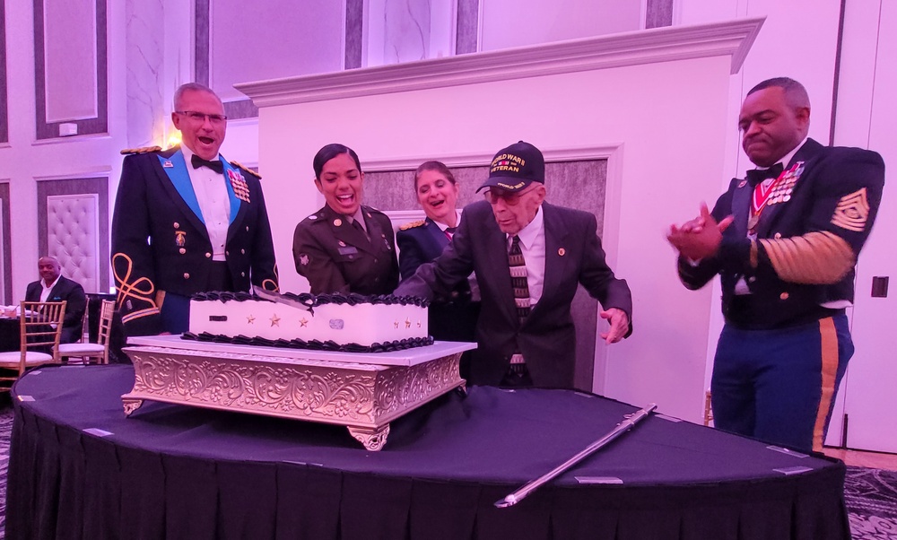 Army Reserve division holds ball to celebrate Army’s 250th birthday