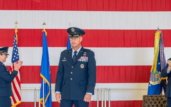 Col. Justin Secrest is Applauded During 377 ABW CoC