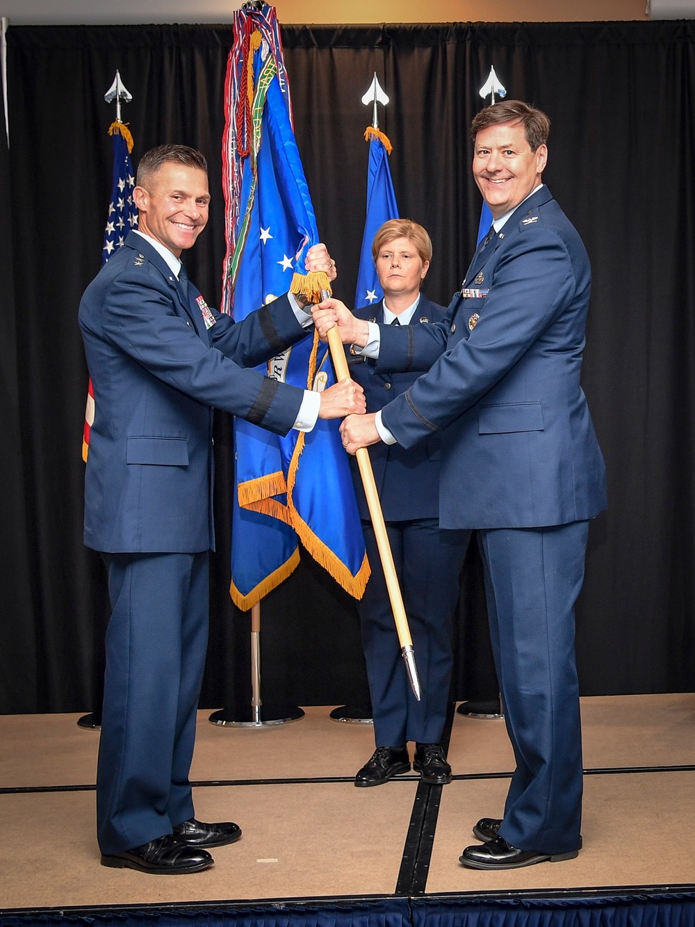 363d ISR Wing bids farewell to Colonel Thorne, and welcomes Colonel Gambold as new commander