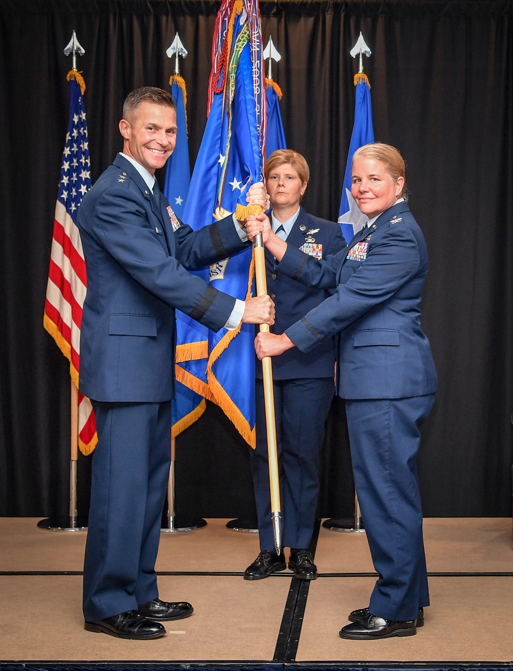 363d ISR Wing bids farewell to Colonel Thorne, and welcomes Colonel Gambold as new commander