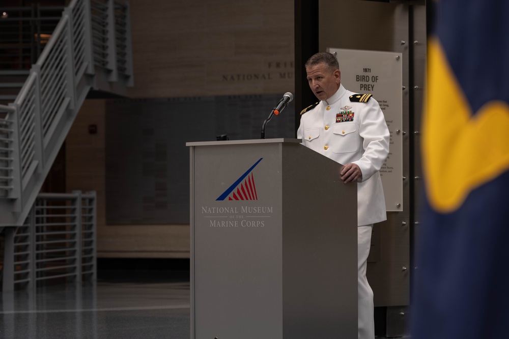 U.S. Navy HM2 Dailey commissions as an Ensign