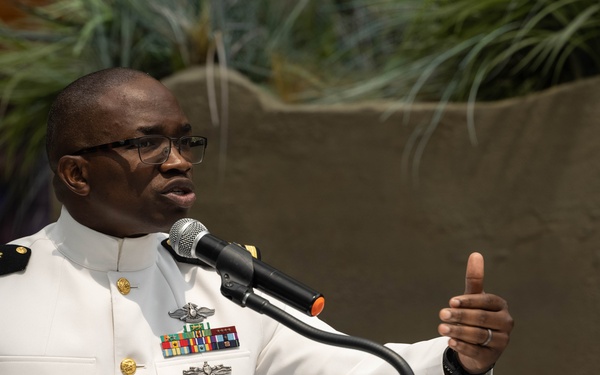 U.S. Navy HM2 Dailey commissions as an Ensign