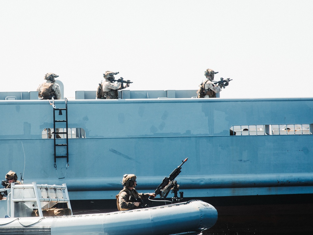 22nd MEU | MSPF Conducts Maritime Interdiction Operations During COMPTUEX