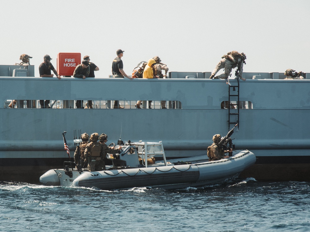 22nd MEU | MSPF Conducts Maritime Interdiction Operations During COMPTUEX