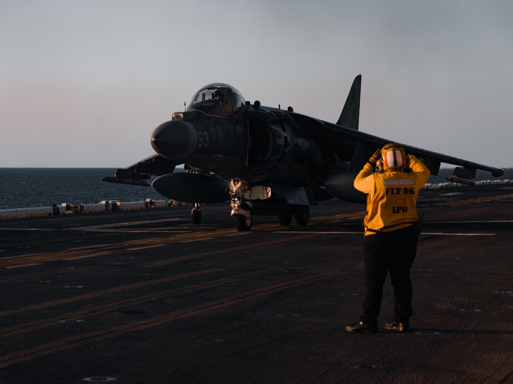 22nd MEU(SOC) | AV-8B Harriers Execute Alternative Landings During COMPTUEX