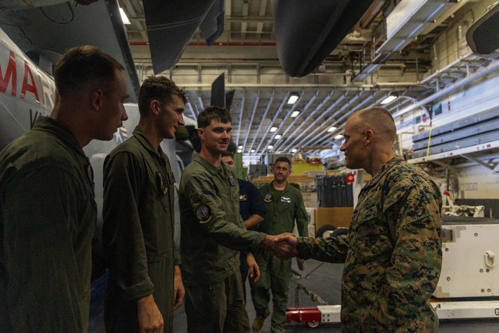22nd MEU (SOC) | Brigadier General Lively Visits USS Iwo Jima